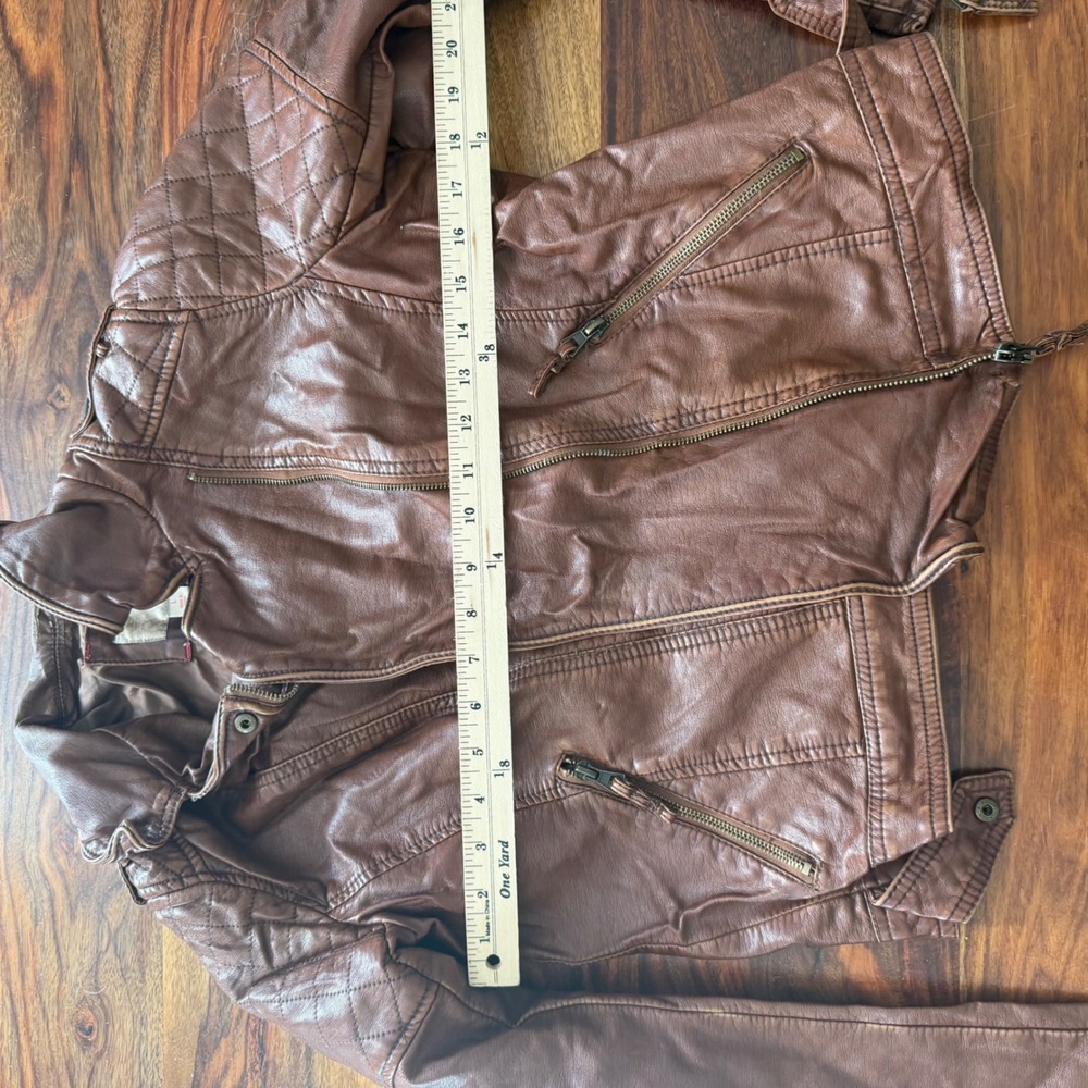 Xhilaration Womens Brown Faux Leather Moto‎ Jacket Quilted Shoulder Edgy Size L - Picture 14 of 14